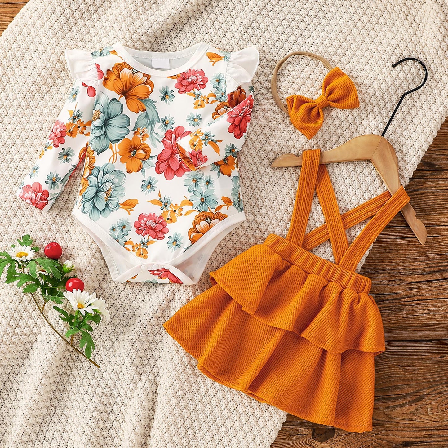Chloe Floral & Waffle Suspender Set